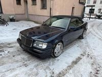 Gebraucht Mercedes E220 AMG 150 PS (110 kW) 1997 Blau Cabrio