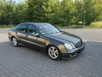 Gebraucht Mercedes E500 Avantgarde 306 PS (225 kW) 2005 Grau Limousine