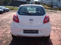 Gebraucht Ford Ka Champions Edition 69 PS (50 kW) 2012 Weiß Kleinwagen