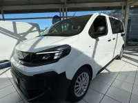 Gebraucht Opel Vivaro 179 PS (131 kW) 2026 Weiß Van / Kleinbus