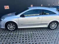 Gebraucht Opel Astra GTC Sport 140 PS (102 kW) 2008 Silber Limousine