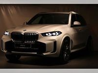 Neu BMW X5 M Sport 381 PS (280 kW) 2026 Weiß (mineralweiss metallic) SUV