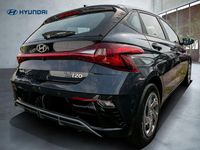 Neu Hyundai i20 Select 101 PS (74 kW) 2025 Grau Kleinwagen