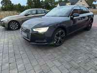 Gebraucht Audi A4 Sport 150 PS (110 kW) 2018 Blau Limousine