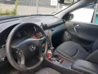 Gebraucht Mercedes C180 145 PS (106 kW) 2003 Blau Limousine
