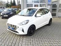 Gebraucht Hyundai i10 Trend 67 PS (49 kW) 2020 Weiß Kleinwagen