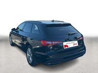 Gebraucht Audi A4 Sport 150 PS (110 kW) 2023 Brillantschwarz Kombi