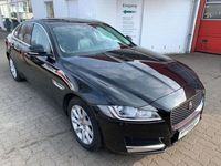 gebraucht Jaguar XF 2.0D Prestige AUT/LEDER/PANO/NAVI