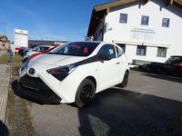 Gebraucht Toyota Aygo 72 PS (52 kW) 2021 Weiß Kleinwagen