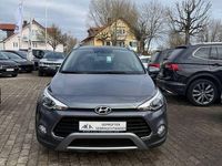 Gebraucht Hyundai i20 Active 101 PS (74 kW) 2020 Grau Kleinwagen