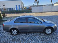 gebraucht VW Jetta 1.6 Trendline