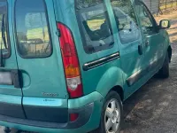 Usata Renault Kangoo 80 CV (58 kW) 2004 Verde Monovolume