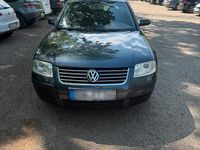 Usata VW Passat 102 CV (75 kW) 2003 Grigio Station wagon
