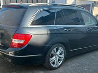 Gebraucht Mercedes C220 170 PS (125 kW) 2012 Schwarz Kombi