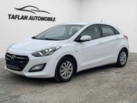 Gebraucht Hyundai i30 Classic 110 PS (80 kW) 2016 Weiß Limousine