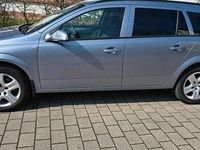 Gebraucht Opel Astra Selection 116 PS (85 kW) 2009 Grau Kombi