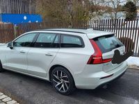 Gebraucht Volvo V60 190 PS (139 kW) 2018 Silber Kombi