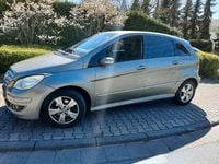 Gebraucht Mercedes B200 139 PS (102 kW) 2007 Braun Van / Kleinbus