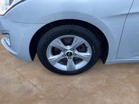 Gebraucht Hyundai i40 Edition+ 135 PS (99 kW) 2014 Sleek silver metallic Kombi