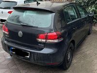 Gebraucht VW Golf VI Style 105 PS (77 kW) 2011 Schwarz Kleinwagen