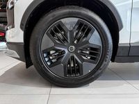 Neu Volvo EX30 CC Performance 314 kW (428 PS) 2025 Weiss SUV