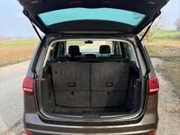 Gebraucht VW Sharan Comfortline 150 PS (110 kW) 2015 Braun Van / Kleinbus