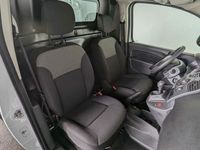 Gebraucht Renault Kangoo 95 PS (69 kW) 2021 Weiss / mineralweiss / uni Van / Kleinbus