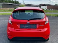 Gebraucht Ford Fiesta Trend 60 PS (44 kW) 2015 Rot Kleinwagen