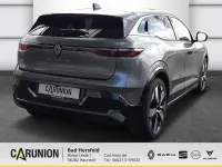 Gebraucht Renault Megane E-Tech Techno 96 kW (131 PS) 2024 Dolomitgrau, black pearlschwarz metallic Limousine