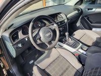 Gebraucht Audi A4 Attraction 177 PS (130 kW) 2012 Schwarz Kombi