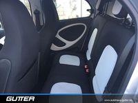 Gebraucht Smart ForFour Passion 71 PS (52 kW) 2015 Weiß Kleinwagen