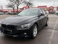 Gebraucht BMW 320 184 PS (135 kW) 2013 Schwarz Limousine