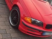 Gebraucht BMW 320 150 PS (110 kW) 1998 Rot Limousine