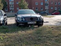 Gebraucht Mercedes E320 224 PS (164 kW) 2003 Violet Kombi
