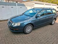 Usata VW Passat 122 CV (89 kW) 2009 Grigio Station wagon