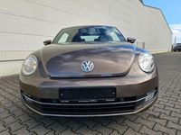 Gebraucht VW Beetle Design 105 PS (77 kW) 2012 Toffeebraun metallic Kleinwagen