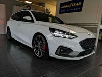 Gebraucht Ford Focus ST 280 PS (205 kW) 2022 Weiß Limousine