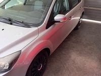 Second-hand Ford Focus Titanium 101 CP (74 kW) 2009 Argintiu Berlinǎ