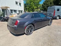 Używany Chrysler 300 305 KM (224 kW) 2022 Szary Sedan/Limuzyna