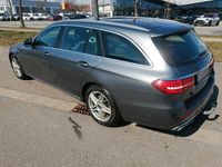 Gebraucht Mercedes E220 Avantgarde 194 PS (142 kW) 2017 Grau Limousine