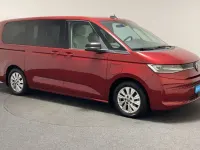 Gebraucht VW Multivan Life 150 PS (110 kW) 2022 Fortanarot metallic Van / Kleinbus