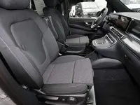 Gebraucht Mercedes V300 Style 237 PS (174 kW) 2026 Alpingrau Van / Kleinbus