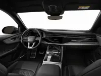 Gebraucht Audi Q8 Ambiente 286 PS (210 kW) 2025 Grau SUV