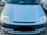 Gebraucht Renault Clio II 53 PS (38 kW) 2001 Grau Kleinwagen