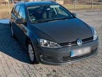 Gebraucht VW Golf VII LOUNGE 110 PS (80 kW) 2015 Grau Kombi