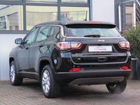 Gebraucht Jeep Compass 131 PS (96 kW) 2024 Schwarz SUV