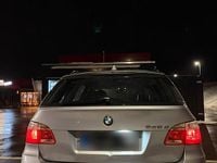 Gebraucht BMW 525 177 PS (130 kW) 2005 Grau Kombi