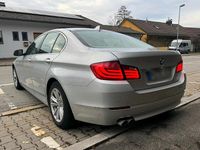 Gebraucht BMW 525 204 PS (150 kW) 2011 Silber Limousine