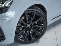 Gebraucht Audi SQ8 Ambiente 436 PS (320 kW) 2020 Grau SUV