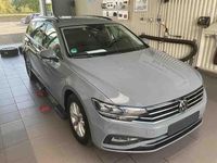 Gebraucht VW Passat Business 150 PS (110 kW) 2022 Moonstone gray Kombi
